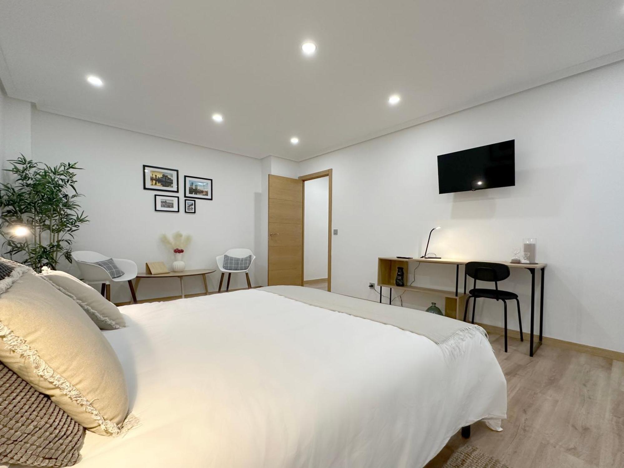 Encantador Apartamento Junto Al Ayuntamiento Бильбао Экстерьер фото
