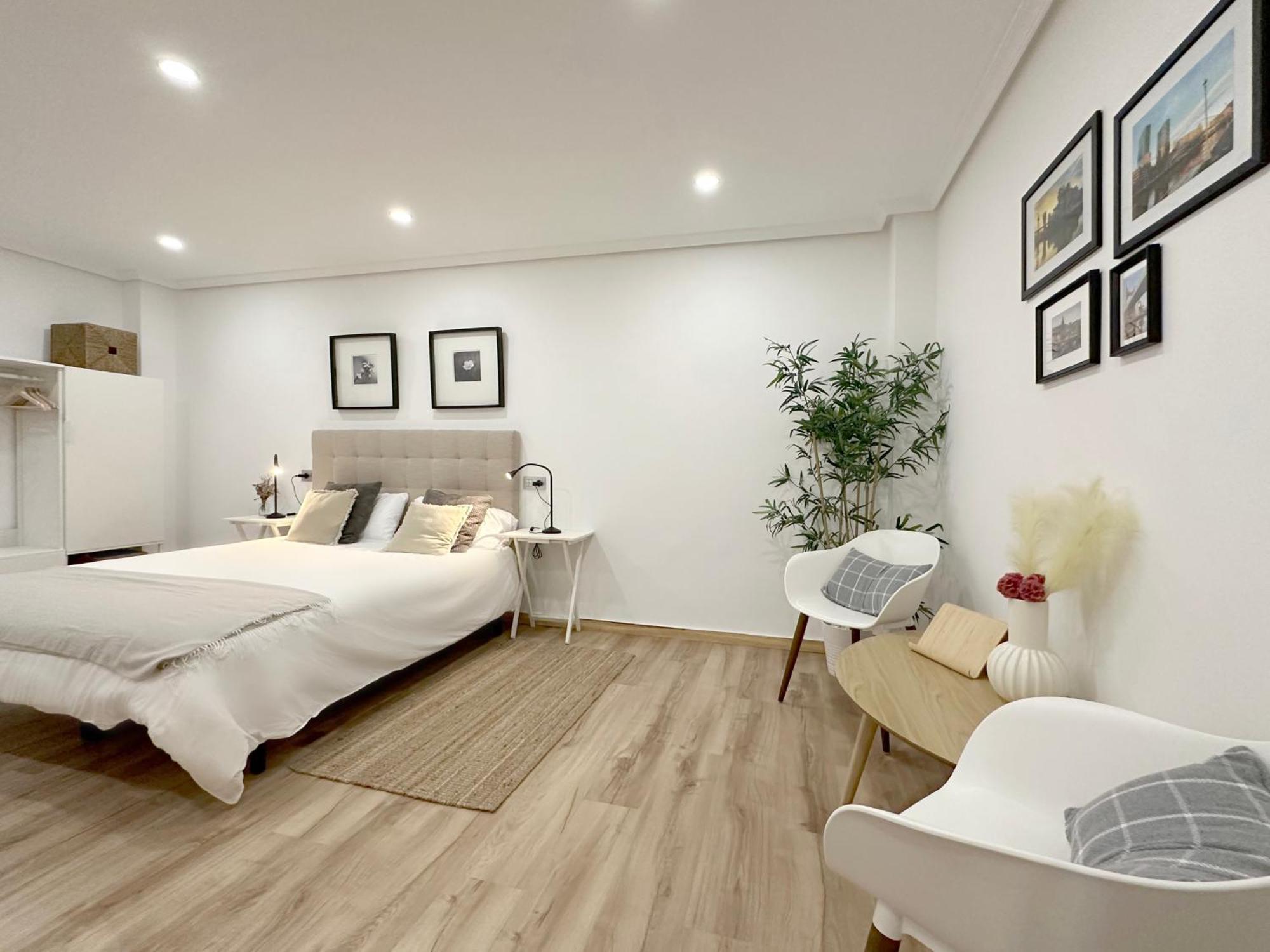 Encantador Apartamento Junto Al Ayuntamiento Бильбао Экстерьер фото