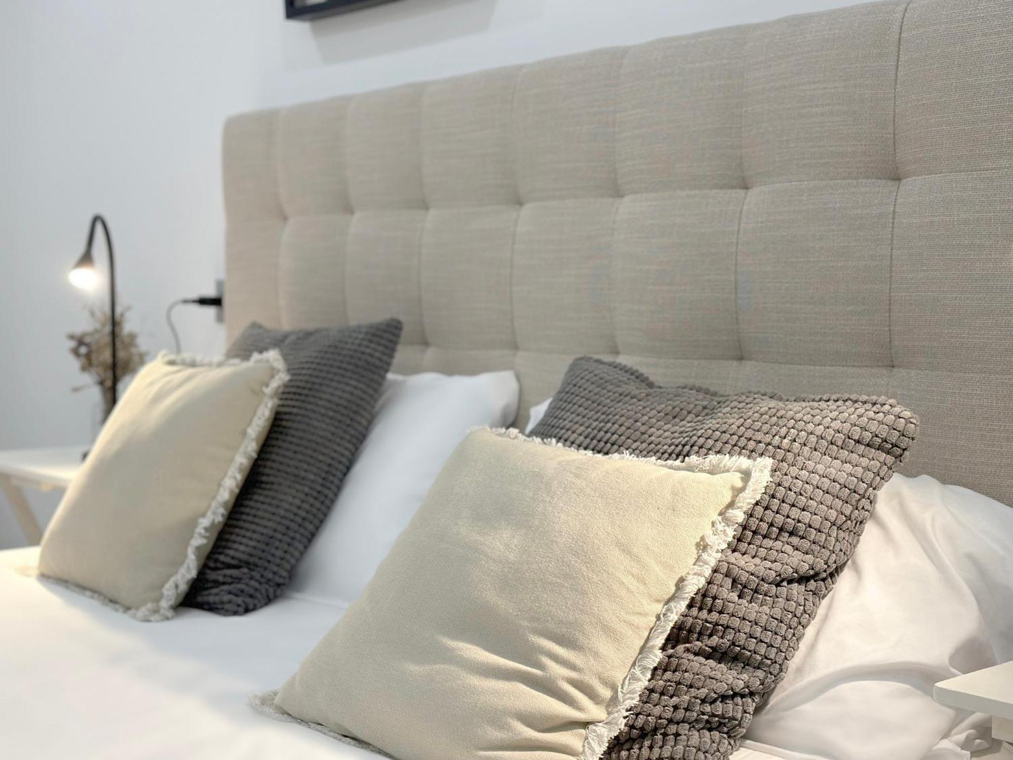 Encantador Apartamento Junto Al Ayuntamiento Бильбао Экстерьер фото